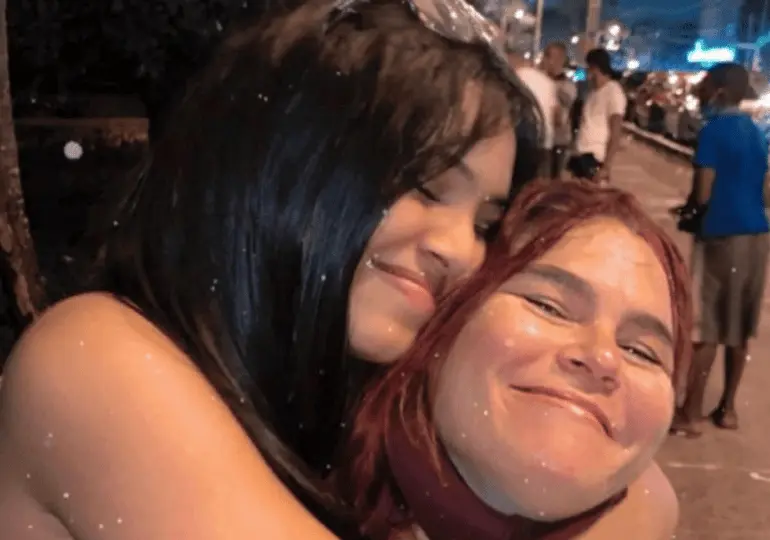 La Ross María se reencuentra con su madre, tras estar hospitalizada por varios meses