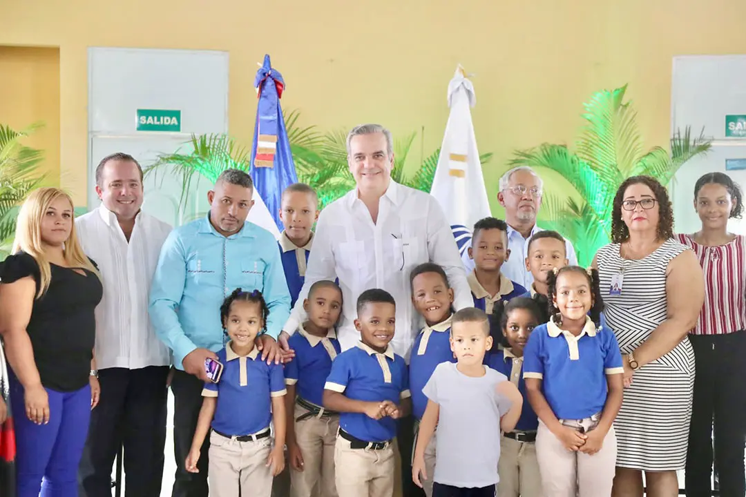 Minerd explica los pasos para verificar y registrarse en el Bono a mil por la educación