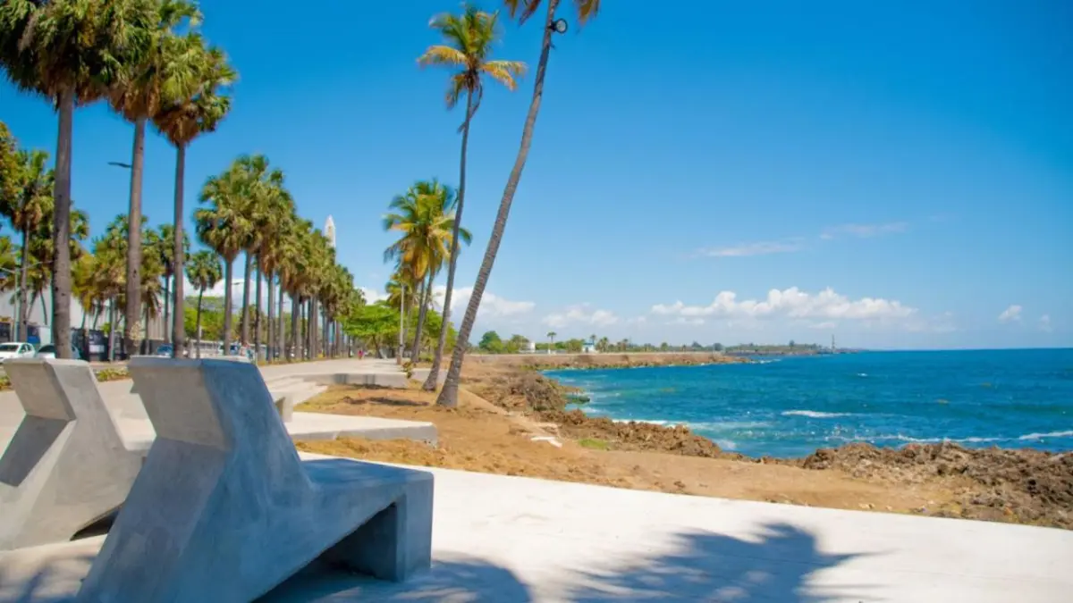 Cielo brumoso y elevadas temperaturas para hoy