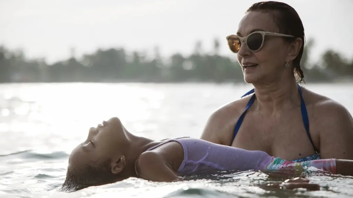 Cecilia García se lleva premio a mejor actriz principal