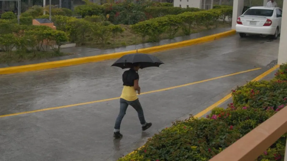 Meteorología pronostica aguaceros locales y mucho calor