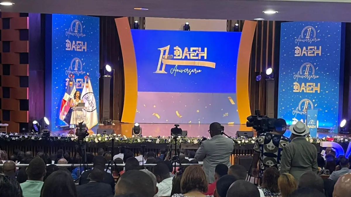 DAEH celebra primer aniversario y reconoce colaboradores