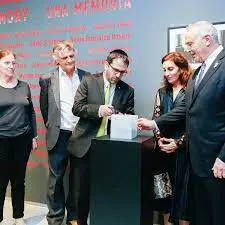 La embajadora de Chile en El Salvador llama a su país a la unidad