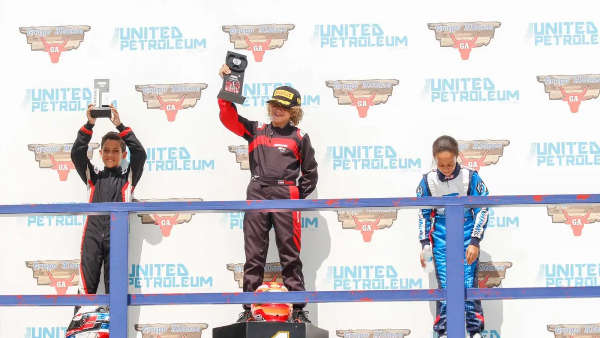 Piloto de 12 años representará a RD en mundial de kartismo