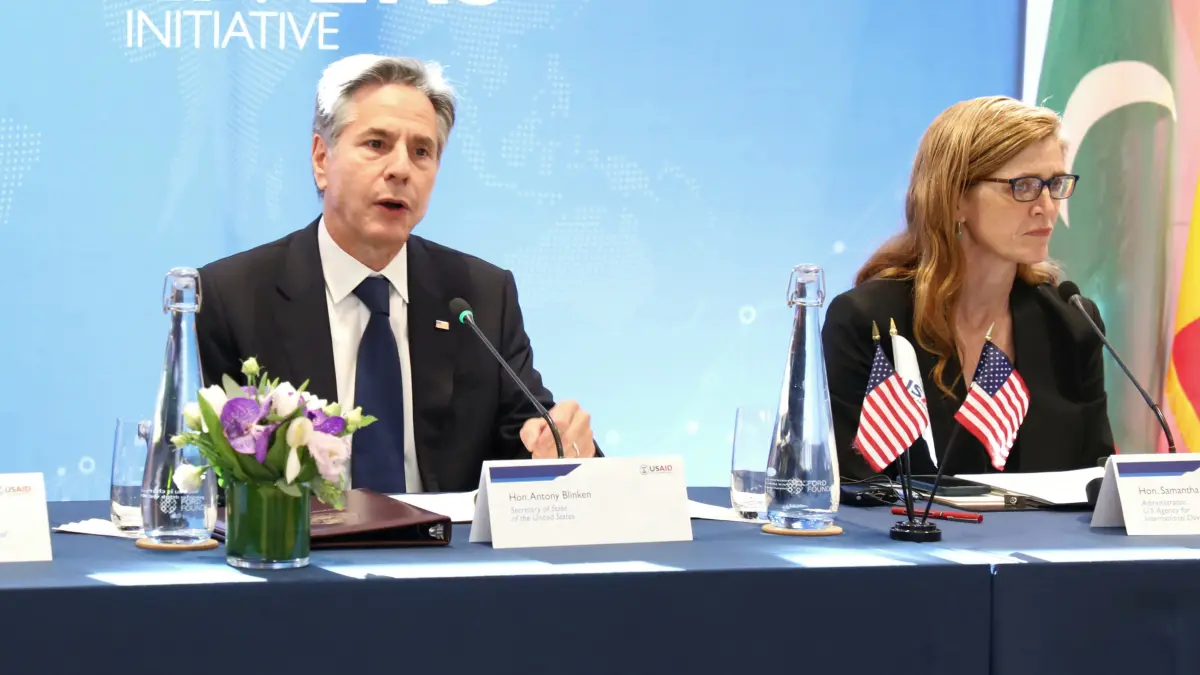 Secretario de Estado EE UU afirma RD está mejorando niveles de transparencia