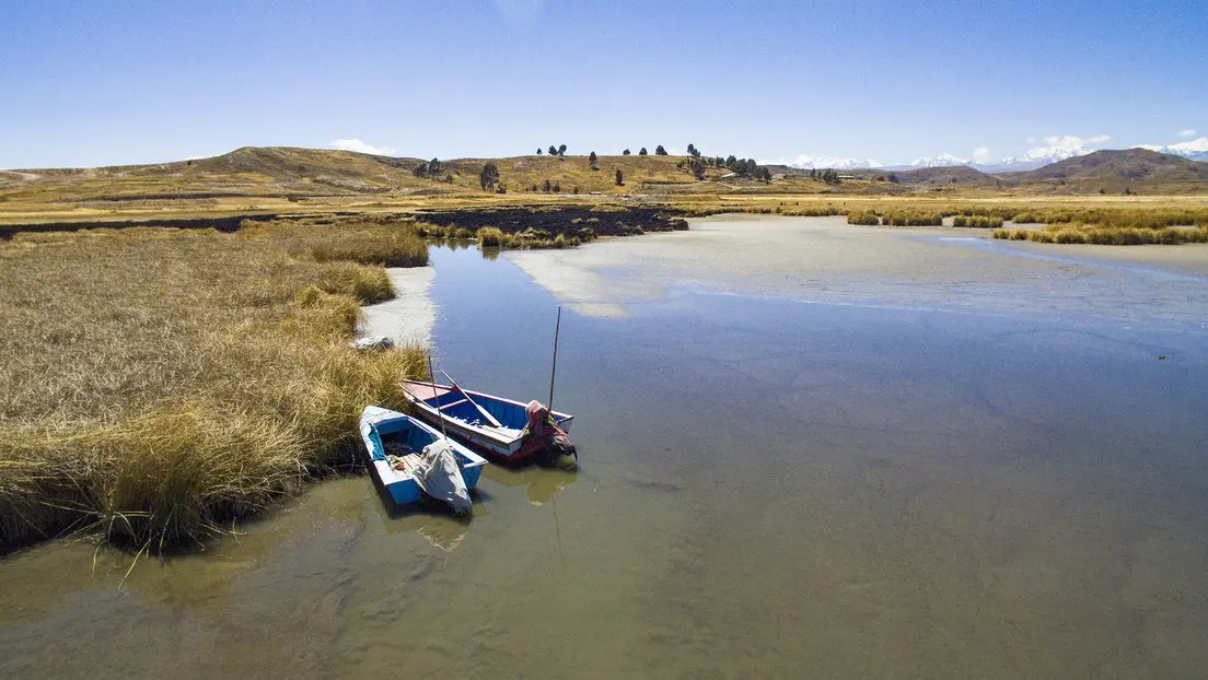 Nivel del agua del lago Titicaca está seis centímetros debajo de su mínimo histórico