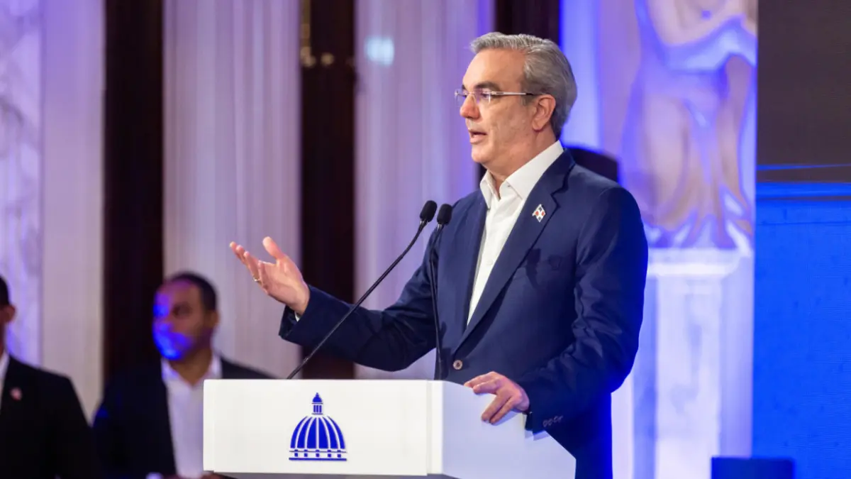 Abinader asegura Gobierno ha sido transparente con estadísticas defunciones por dengue