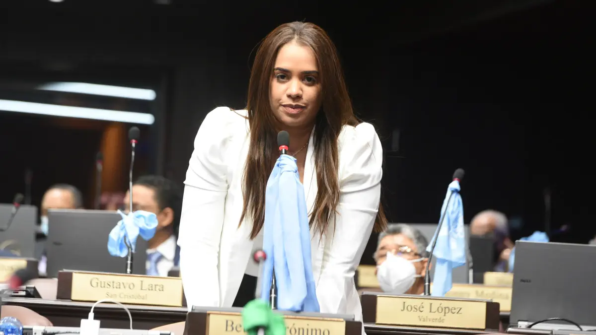 Betty Gerónimo elegida como candidata del PRM a la alcaldía SDN