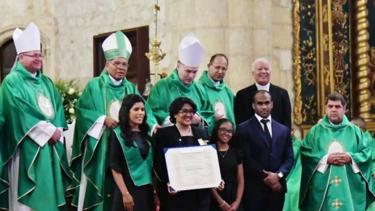 Magistrada Eunisis Vásquez recibe la más alta distinción concedida por el papa Francisco