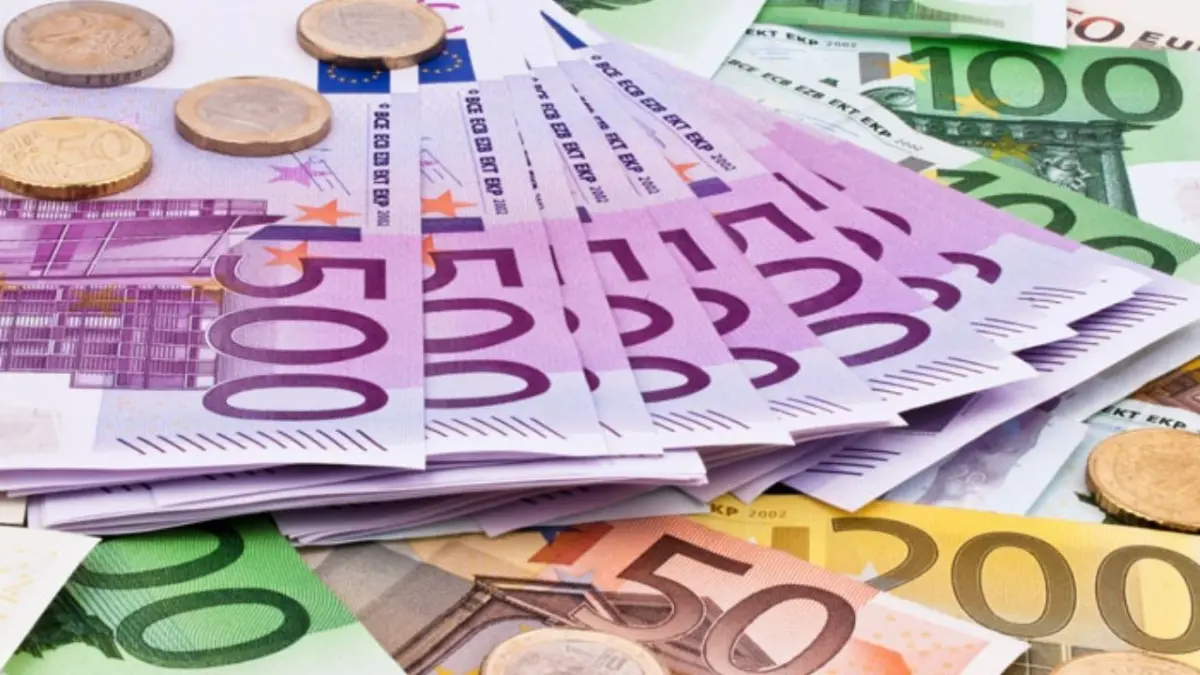 El euro cae tras conocerse la subida de las ventas minoristas en EE.UU.