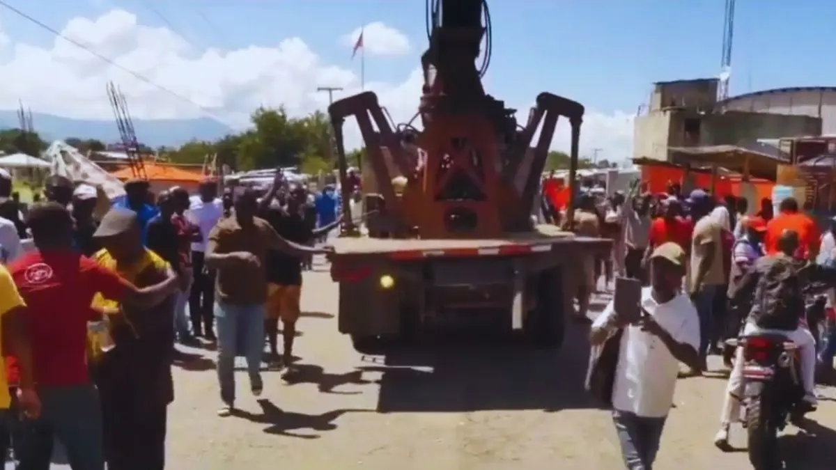 Dispersan grupo de haitianos querían cerrar paso fronterizo por Dajabón