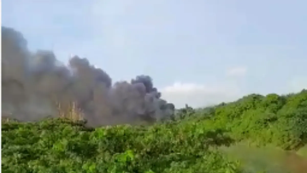 Denuncian humareda en la orilla del río de Manoguayabo