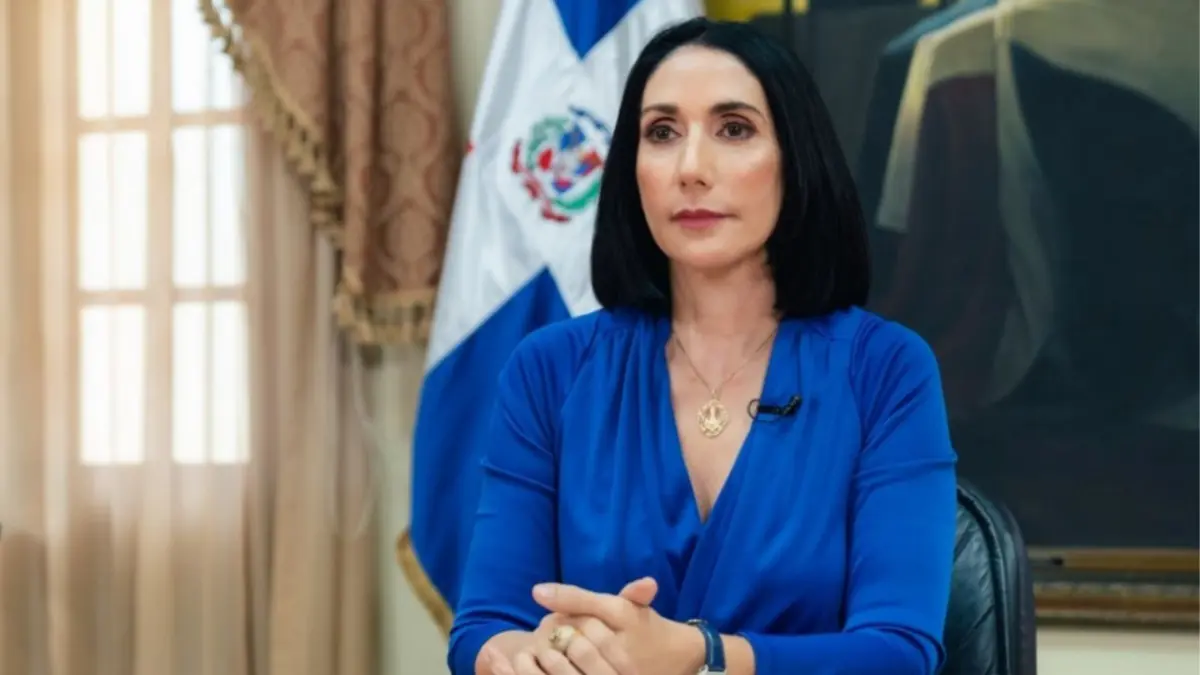 Raquel Arbaje entrega dispositivos médicos a Fundación Nido para Ángeles