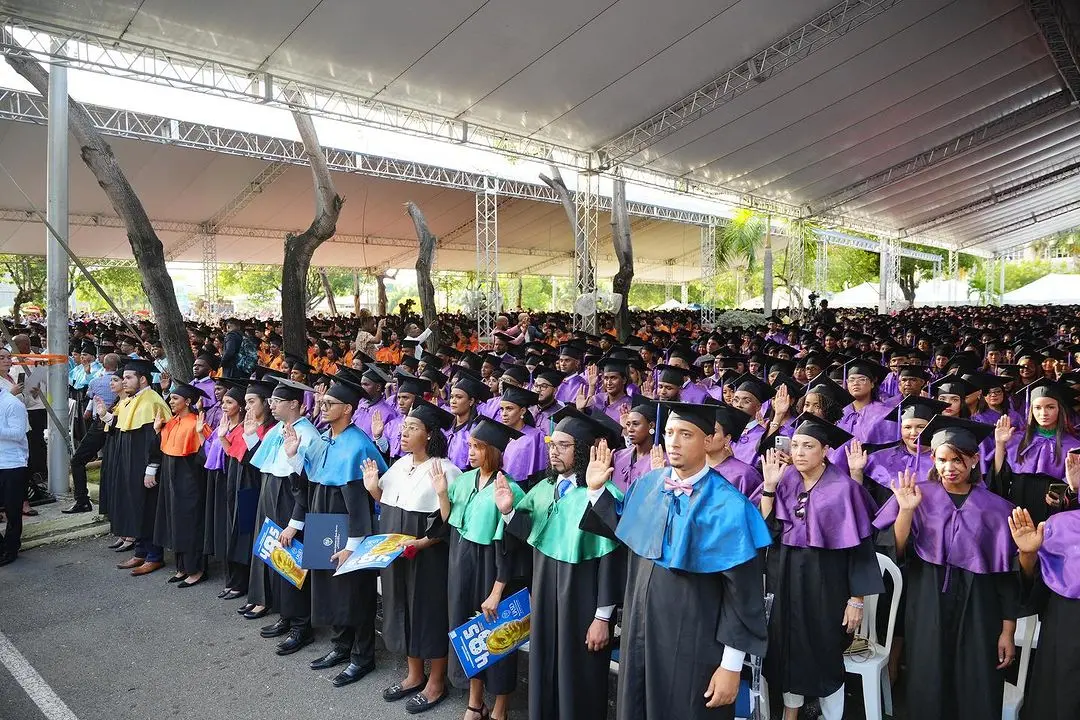UASD gradúa 3,547 nuevos profesionales en la celebración su 485 aniversario