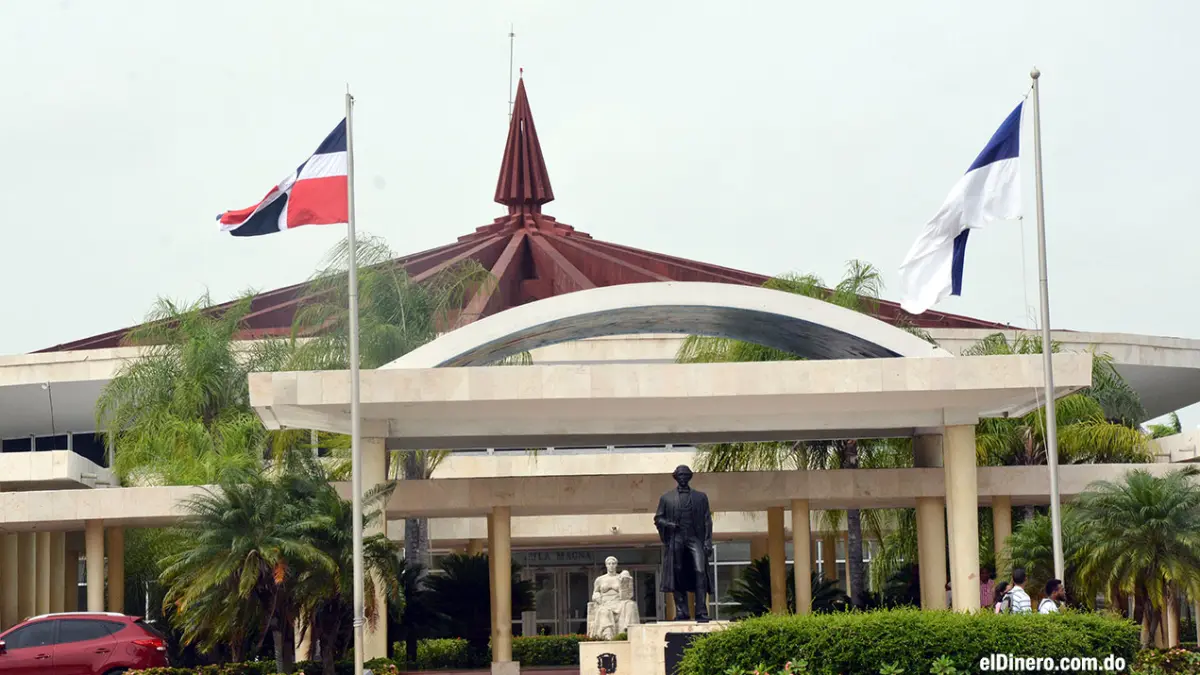 Anuncian 1er. Congreso de Rediseño Curricular de la UASD