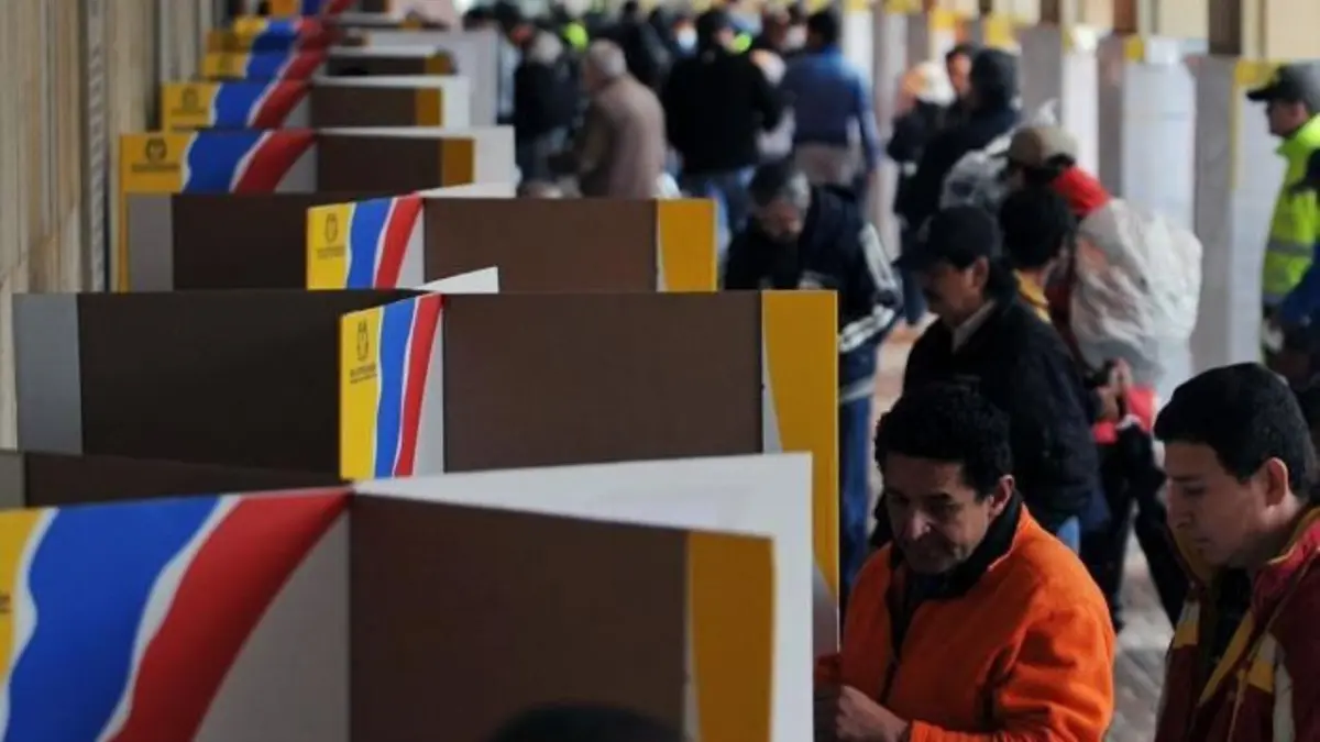 Inician votaciones en Colombia para cargos locales y regionales