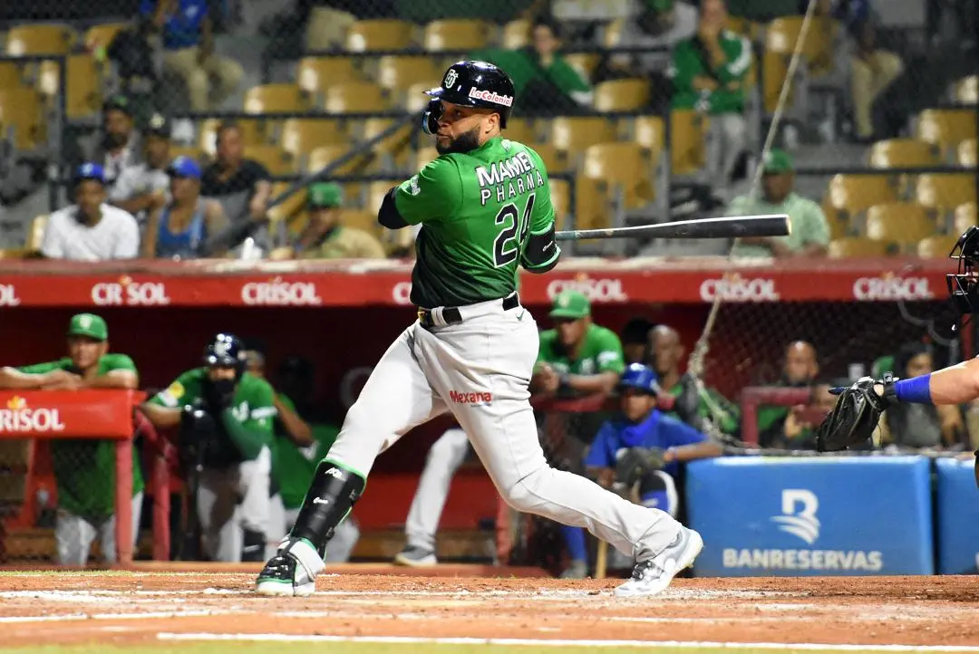 Estrellas reciben al Licey en debut de Robinson Canó