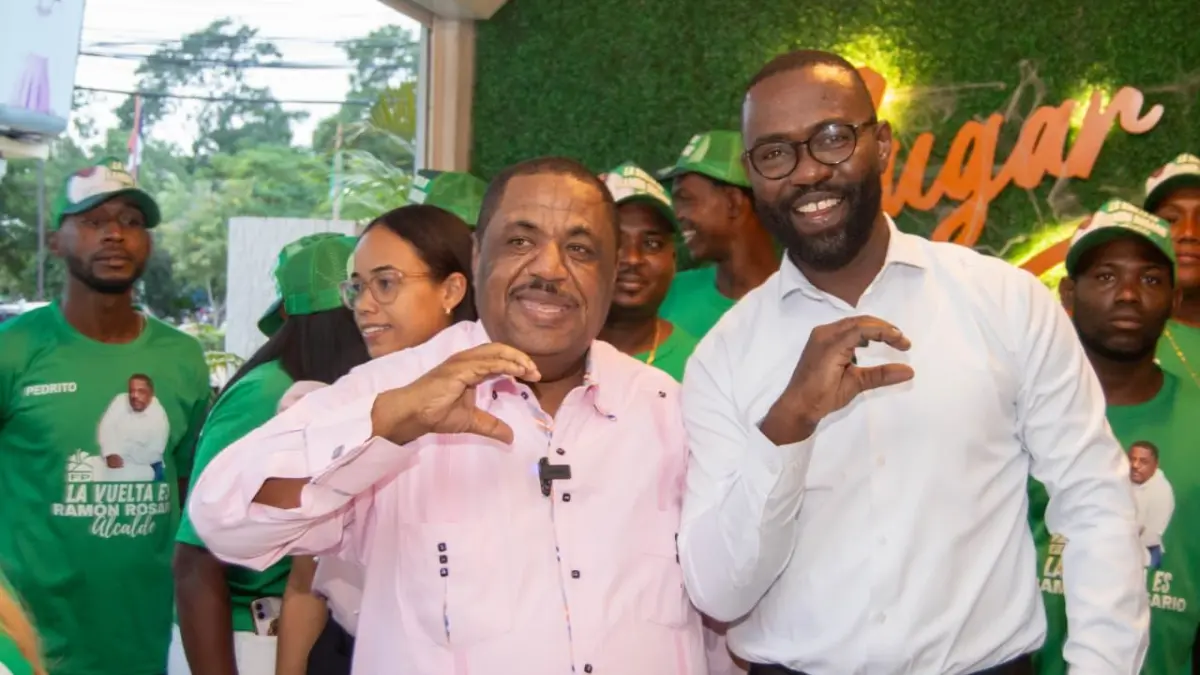 Precandidato a alcalde en La Romana declina sus aspiraciones y apoya a Carlos de Pérez