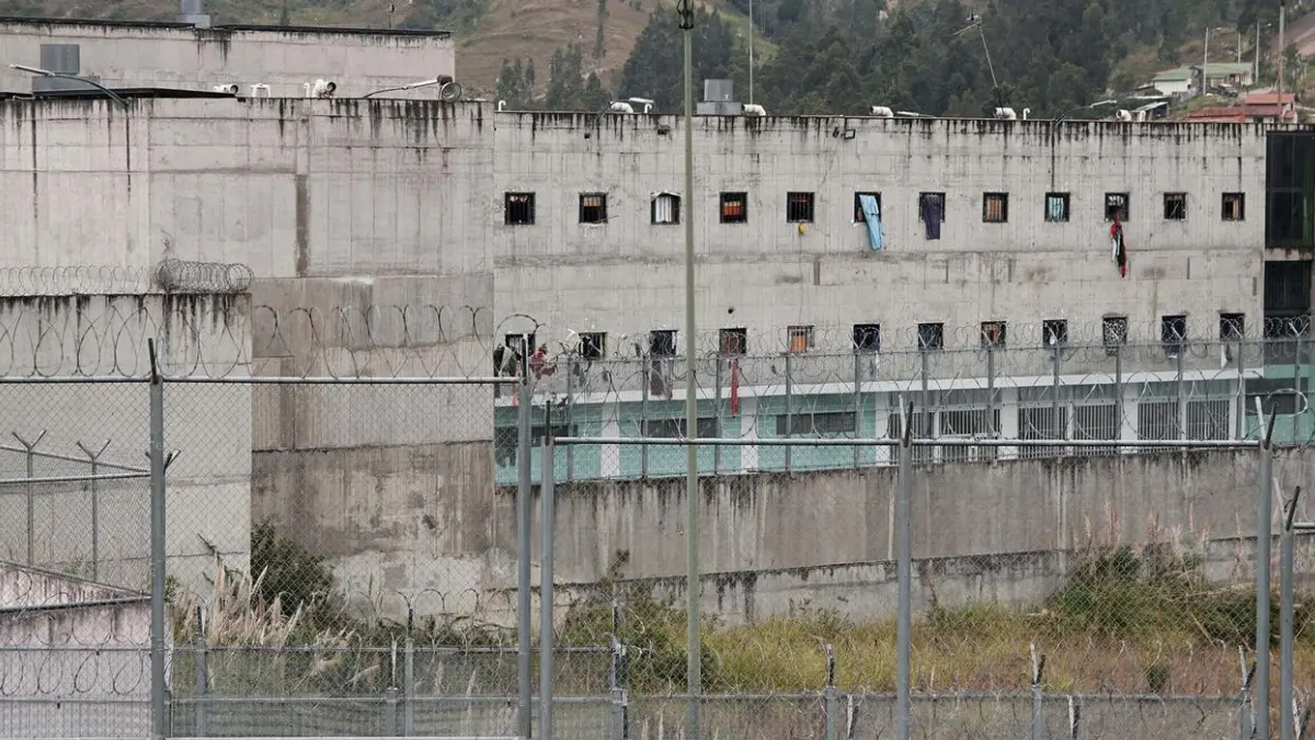 Condenan hombre a 17 años de cárcel por violar a su hija