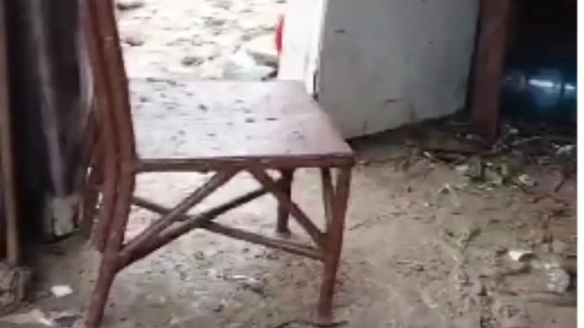 Hombre pierde sus ajuares por las lluvias