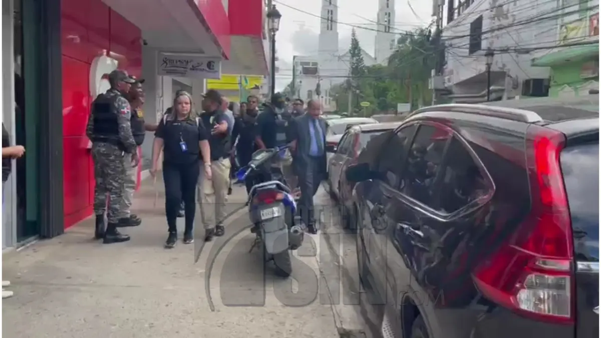 Al menos 15 detenidos tras allanamientos por falsificación de documentos