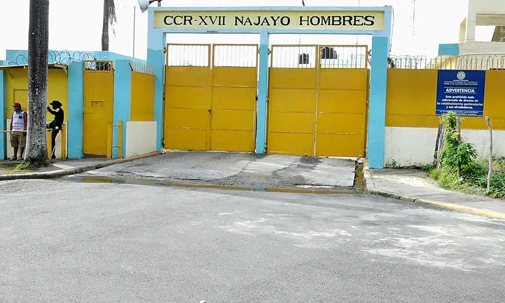 Dictan 20 años de prisión contra hombre que intento matar a mujer e hija