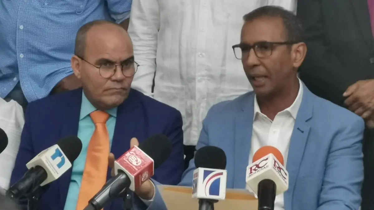 Domingo Contreras  presenta propuesta para solución del drenaje pluvial