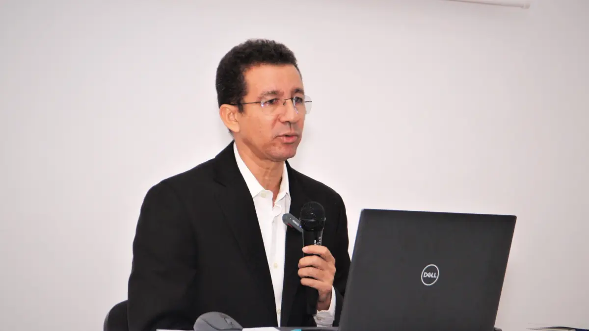 Disertan sobre las estadísticas de la Bienal Nacional de Artes Visuales en el siglo XXI