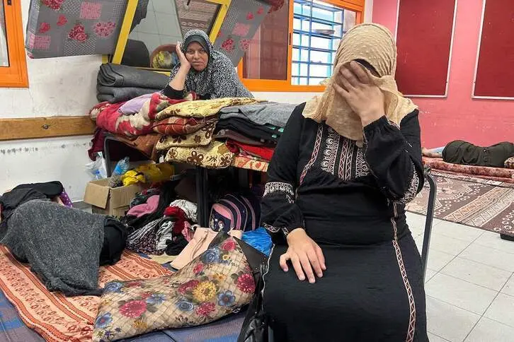 Mujeres en Gaza: parir en la calle, desnutrición y pobreza menstrual