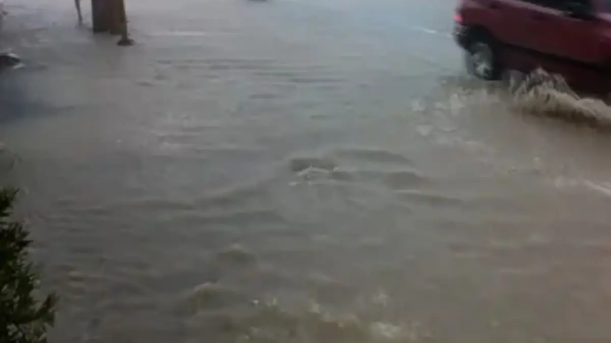 Reportan casas inundadas en Cotuí por crecida de cañada