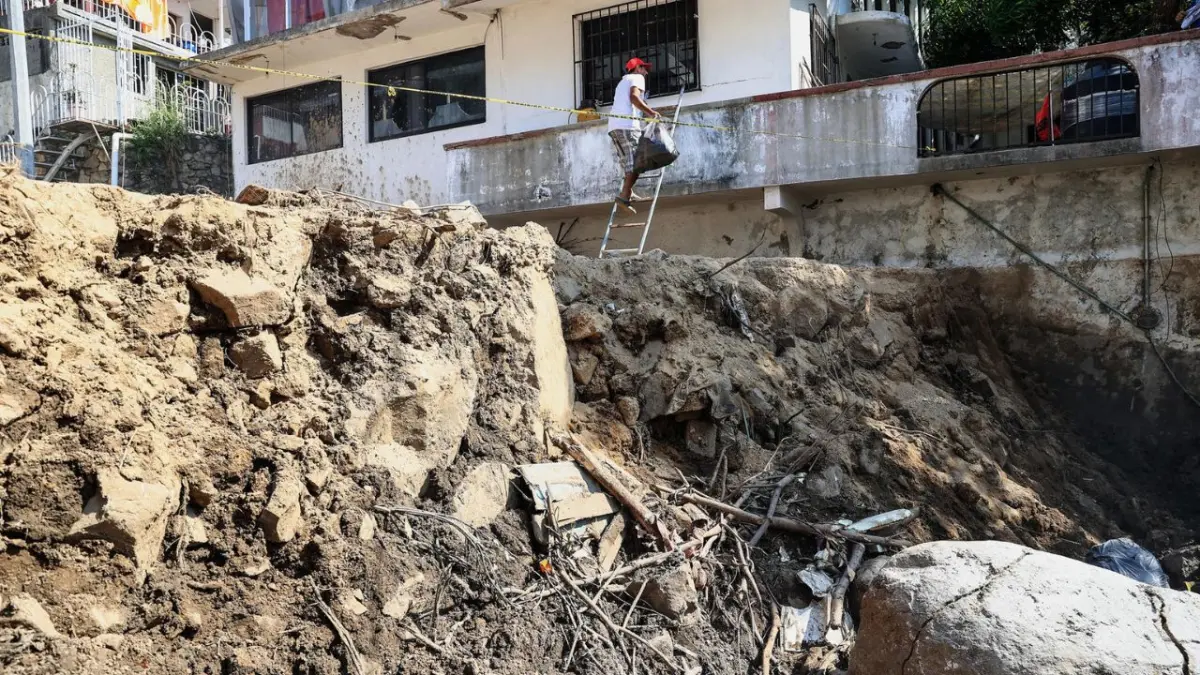 México eleva a 49 los muertos tras tres semanas del huracán Otis