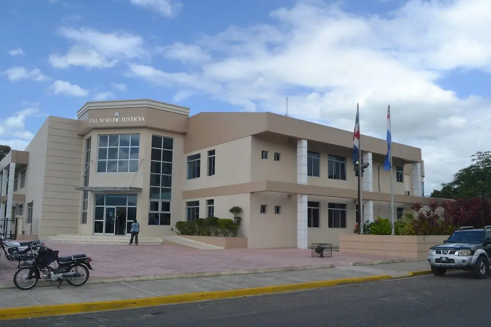 Ocho años de prisión para hombre acusado por tráfico de drogas en Monte Plata