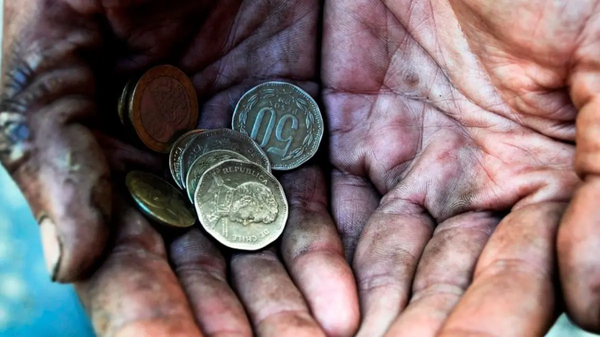 Pobreza en Latinoamérica baja al 29 % en 2022 y alcanza niveles prepandémicos