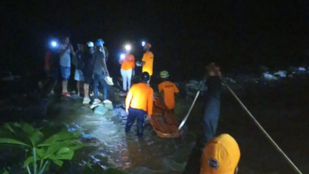 Defensa Civil rescata siete personas con vida tras crecida del río Fula