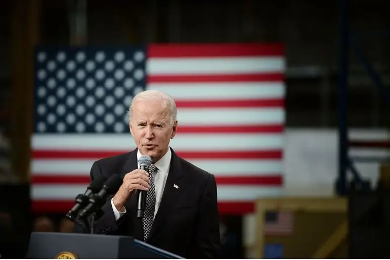 Biden perdona a personas condenadas por uso de marihuana en territorios federales