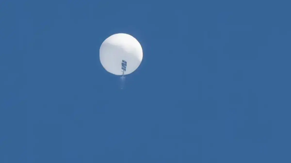Taiwán reporta paso de globo chino cerca de la isla, el tercero en dos días
