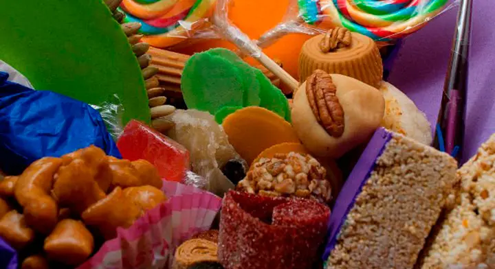 Incautan 39 toneladas de dulces y 218 de pescado ilegal antes de Navidad