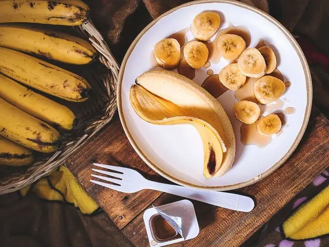¿Qué dice la ciencia sobre desayunar con guineos maduros?