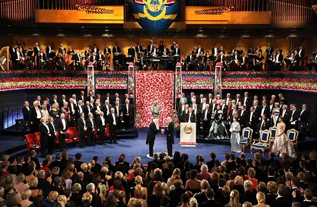 Los Premios Nobel honran a la ciencia básica que permite avances como las vacunas covid