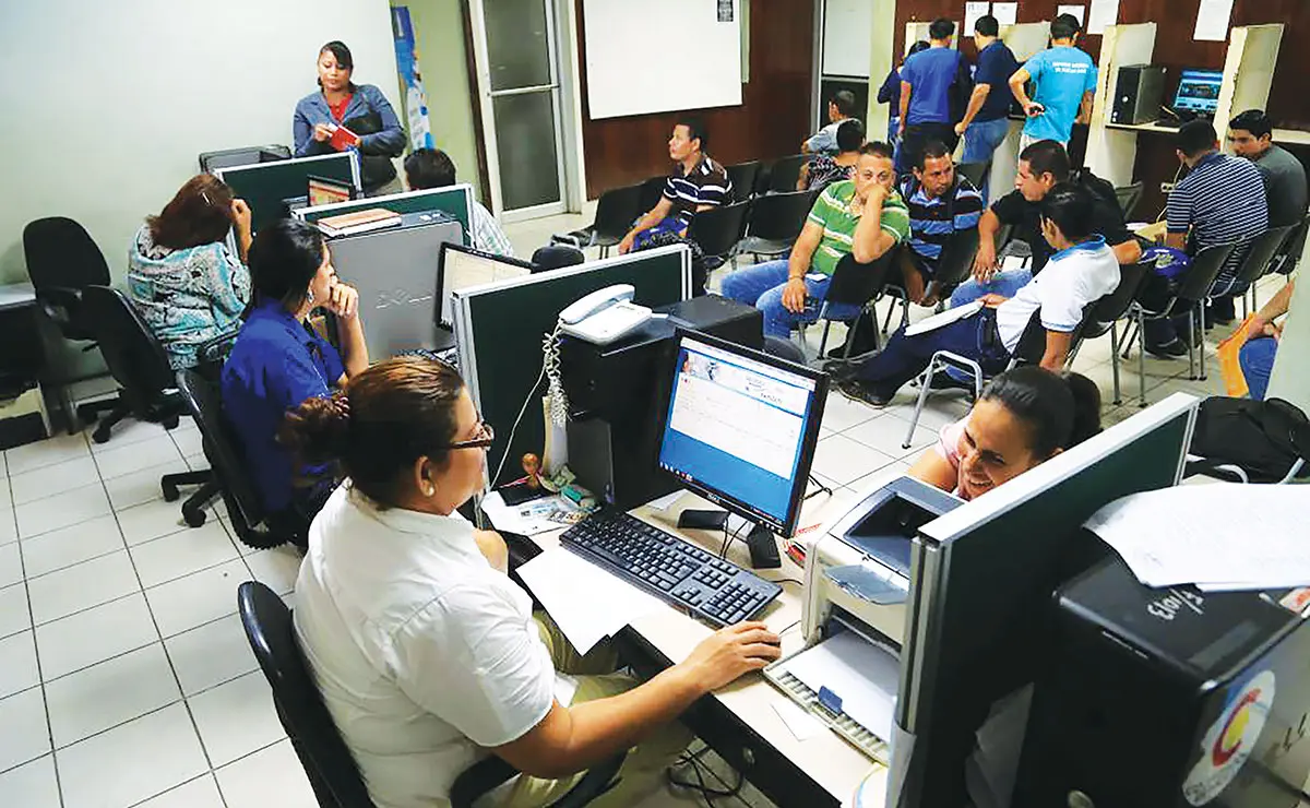 Gobierno anuncia consenso en Código Laboral