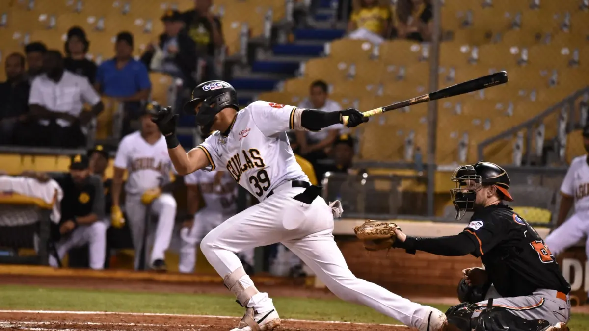 Águilas Cibaeñas vencen a los Toros y van tras el cuarto puesto