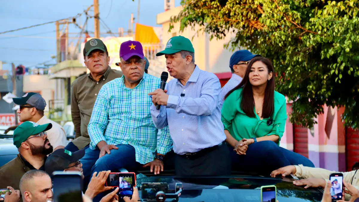 Leonel dice que el pueblo se siente estafado por Luis Abinader