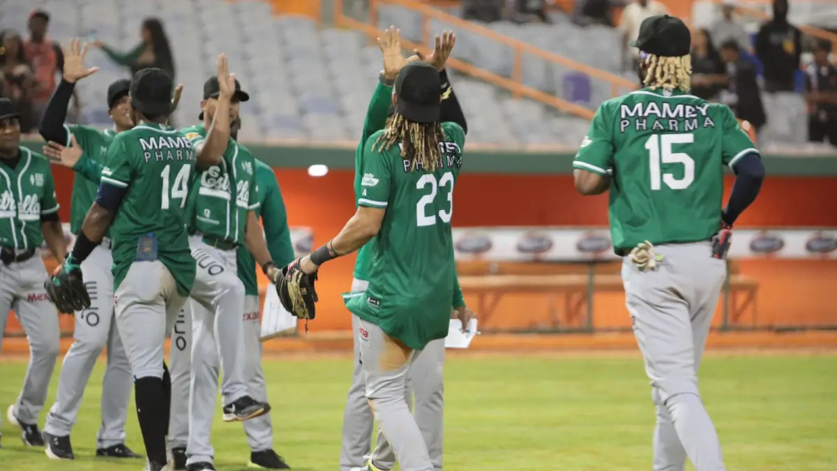 Las Estrellas clasifican para el Round Robin