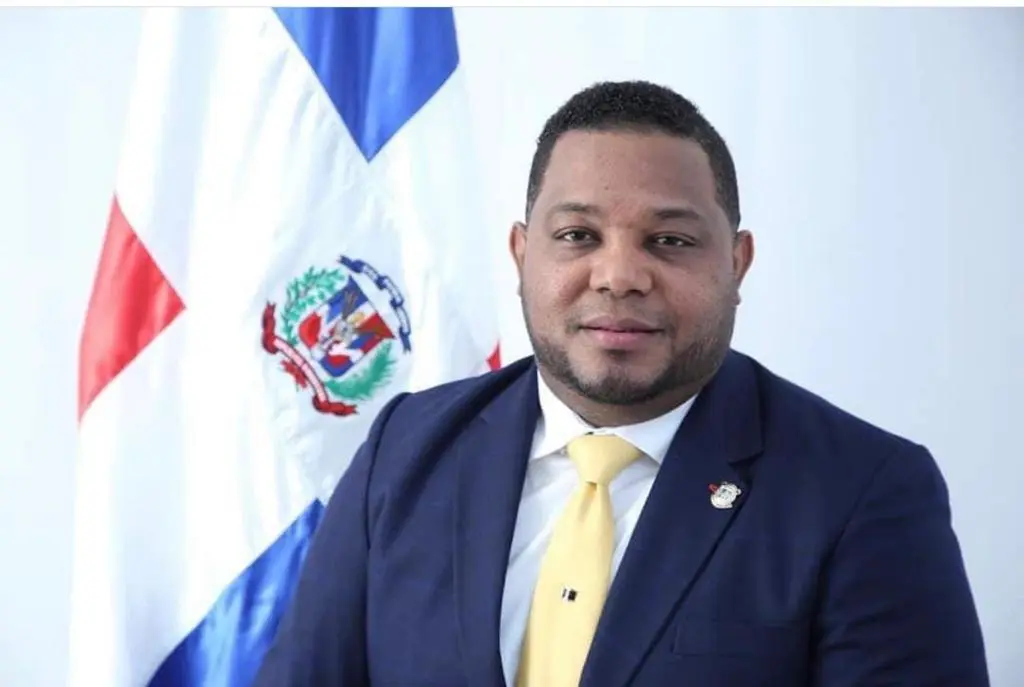 Yenrry Acosta afirma caos en entrega cajas navideñas se debió a falta de ayuda gubernamental