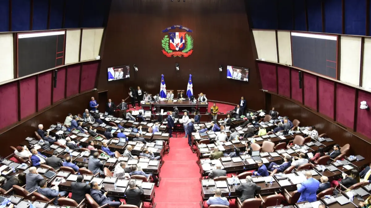 Diputados aprueban proyecto de ley que regula al DNI en RD