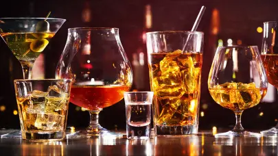 Presentación periódica para hombre por permitir consumo de alcohol a un nieto adolescente en Puerto Plata