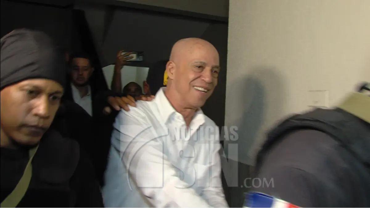 Ratifican prisión preventiva contra Johnny Portorreal, acusado de estafar a familia Rosario