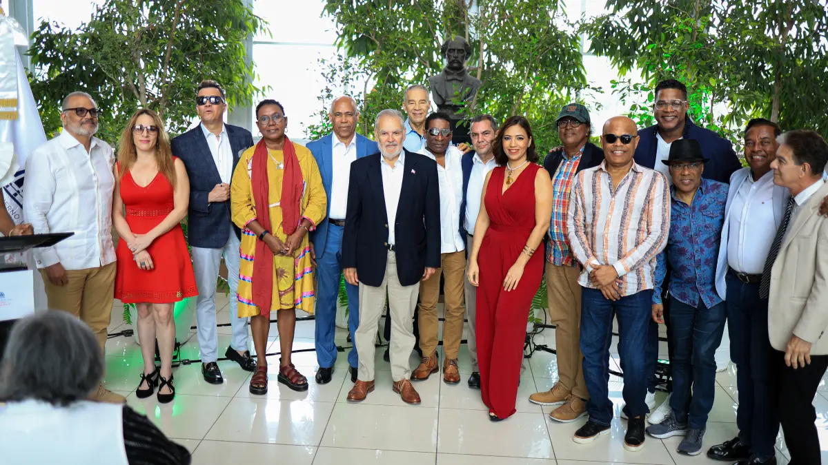 Reconocen varios artistas que respaldan Plan Nacional de Reforestación