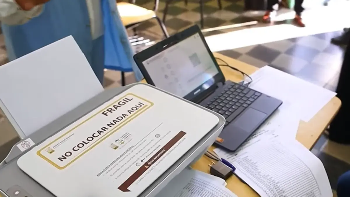 PLD advierte sobre vulnerabilidad de los equipos de la Junta luego de hackearlos