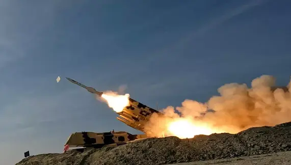 Irán dice que responderá a Israel por muerte de guardias revolucionarios en Siria